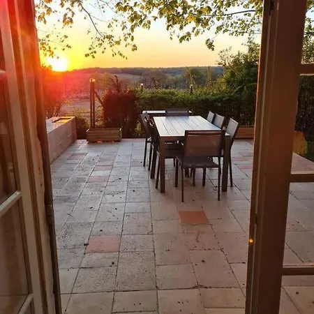 Dom wakacyjny Charmante Avec Piscine Proche De St-emilion