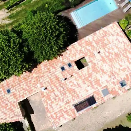 Charmante Avec Piscine Proche De St-emilion *